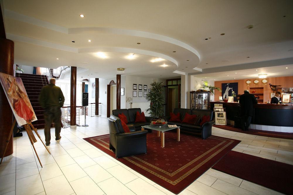 Park Hotel Fasanerie Neustrelitz Bagian luar foto