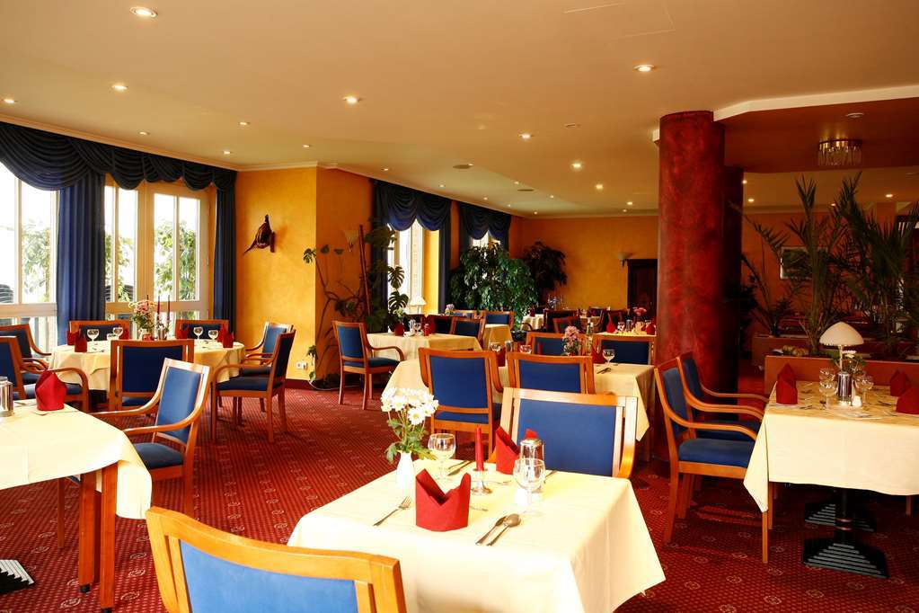 Park Hotel Fasanerie Neustrelitz Restoran foto