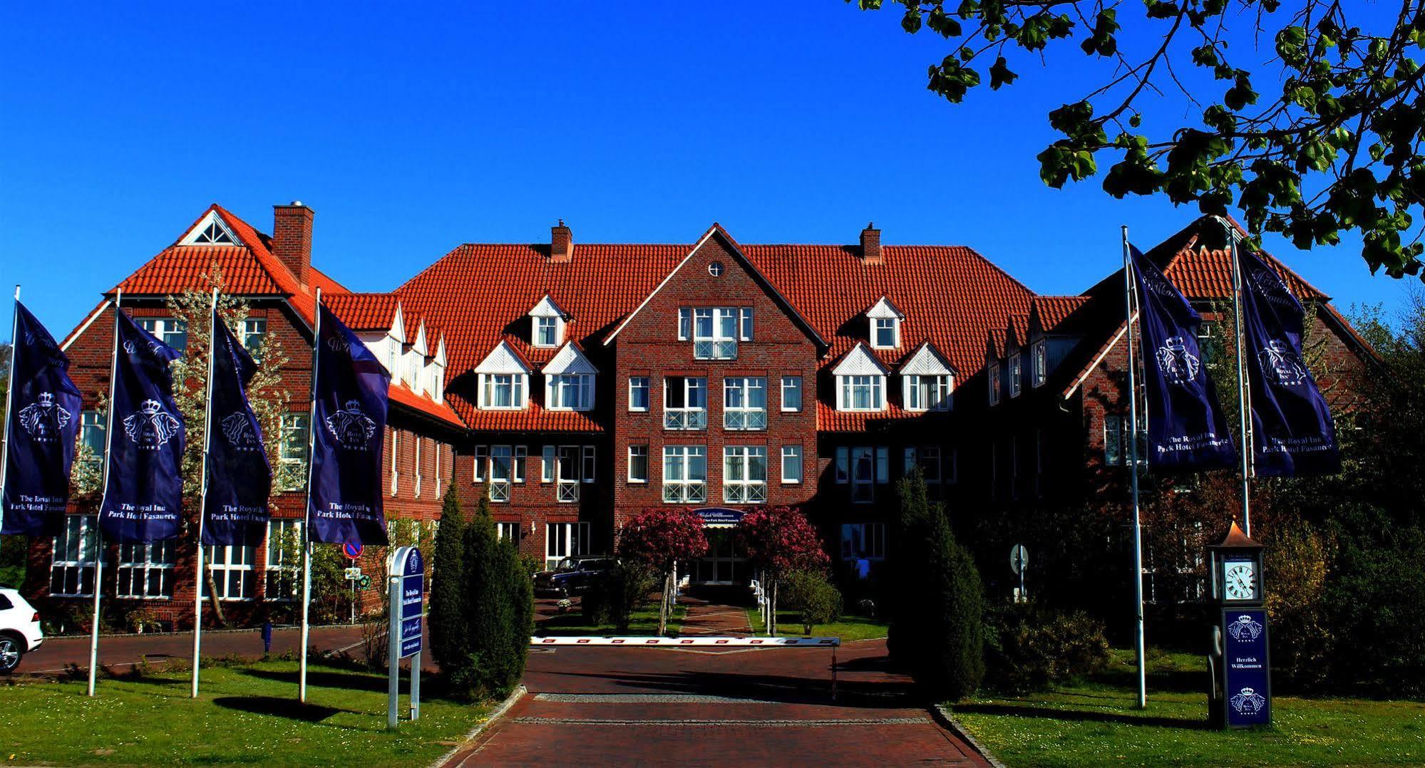Park Hotel Fasanerie Neustrelitz Bagian luar foto